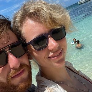 Meet your Posher, Adrianna